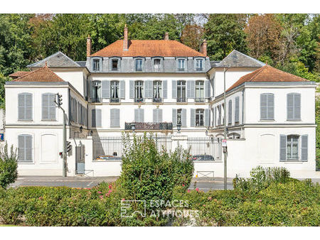 duplex dans l'hôtel des enfants de mme de montespan à sèvres