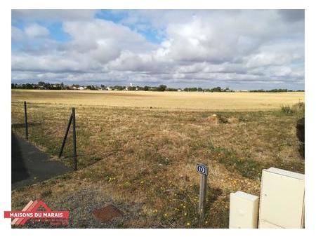 vente terrain à thouars (79100) : à vendre / thouars