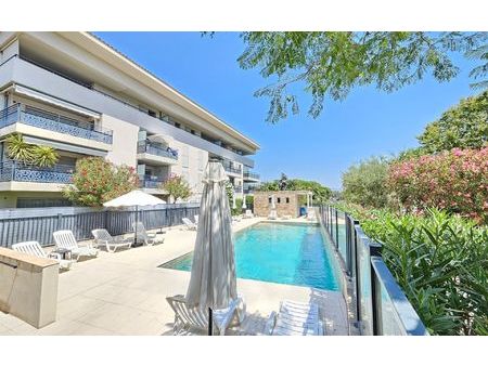 appartement sanary-sur-mer 66.52 m² t-3 à vendre  582 000 €