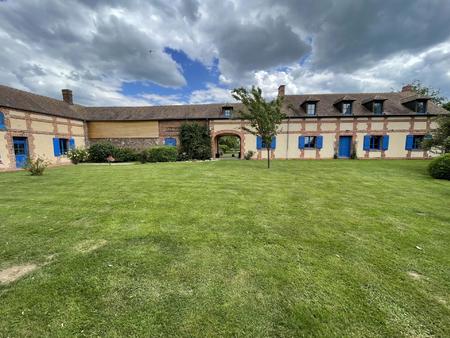 corps de ferme 12 pièces 845 m² sur 6 hectares