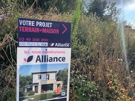 vente terrain à dompierre-sur-yon (85170) : à vendre / dompierre-sur-yon