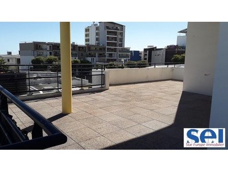 t4 de 86 64m²+très grande terrasse a ste clotilde