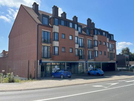 très bel appartement 2 chambres  terrasse et parking intérie