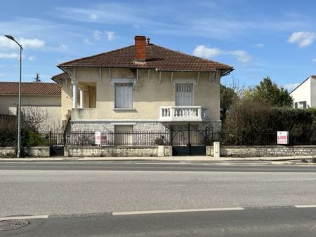 maison à rénovée ou création bureaux ou local commercial angouleme