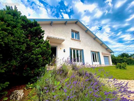 charmante maison avec 4 chambres à bourg en bresse