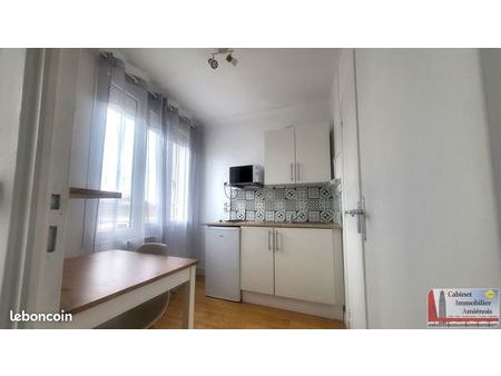 studio 1 pièce 22 m²