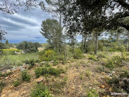 terrain 1481 m² montfort-sur-argens