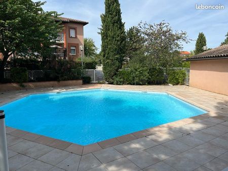 appartement 3 pièces dans résidence avec piscine