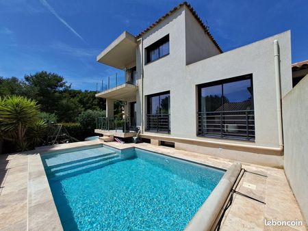 villa contemporaine – la garde – 6 pièces – 164m²