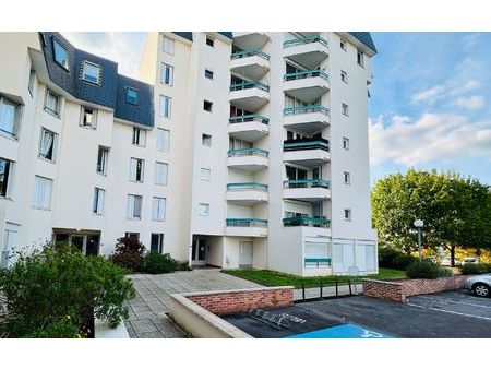 location appartement  100.39 m² t-4 à châtellerault  820 €