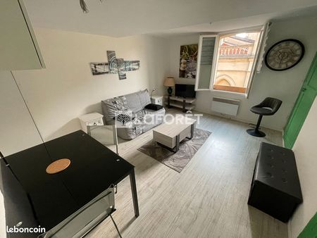 studio 1 pièce 24 m²