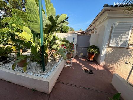 maison patio - les hauts de vaugrenier