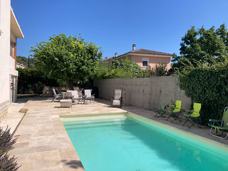 maison 217 m² avec piscine au calme - luynes