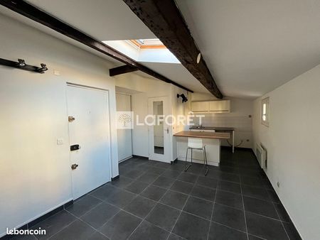 studio 1 pièce 25 m²