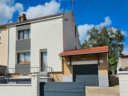 maison mitoyenne située a elaire de 115m2