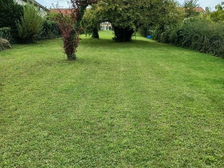 terrain constructible 978m2