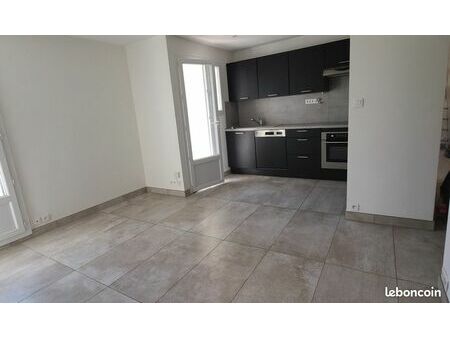 a louer appartement 2 pièce 42 m² sassenage