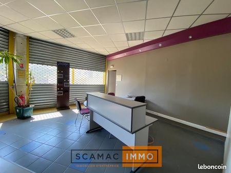 local d'activité 330 m²