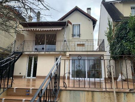 à vendre : maison spacieuse de 140m2 avec jardin de 300m2