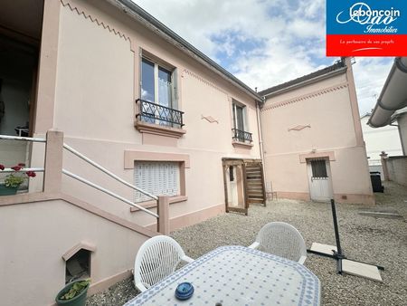 appartement 6 pièces 43 m²