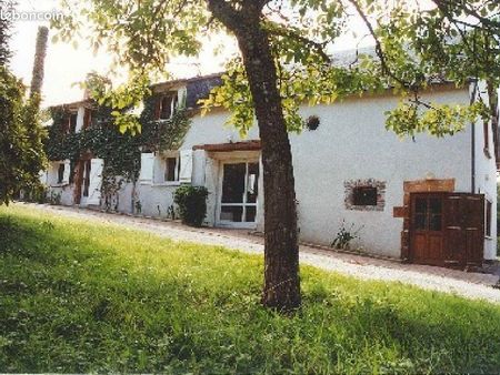 grande longère dans le sancerrois