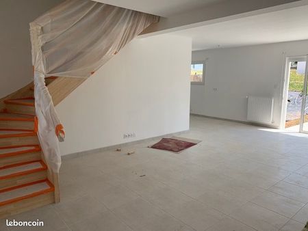 maison 4 pièces 80 m²