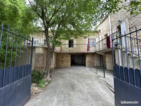 propriété 10 pièces 245 m²