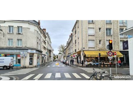 fonds de commerce 82 m²