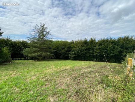 terrain 824 m² le val d hazey