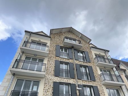 appartement 4 pièces 77m² avec terrasse et parking