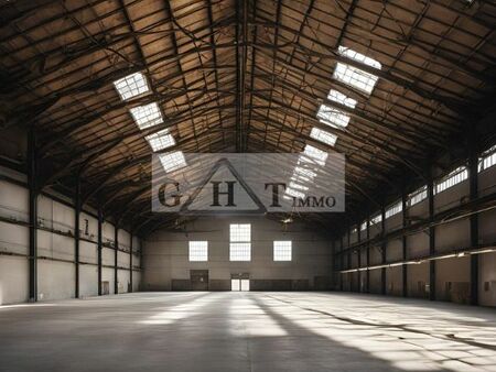 local industriel 610 m²