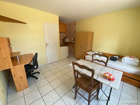 appartement 1 pièce 18 m²