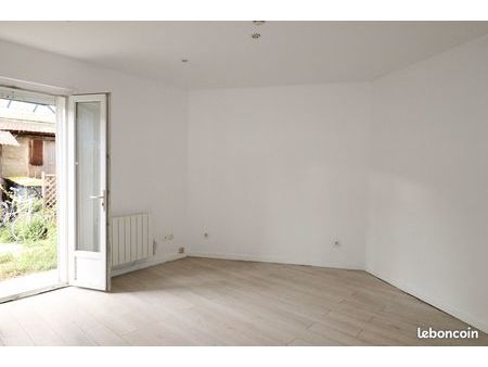 studio 1 pièce 19 m²