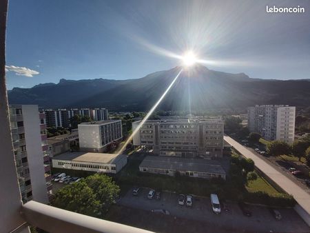 grand t2 - 51m² - proche tram arrêt etoile - pont de claix - pas de frais d'agence