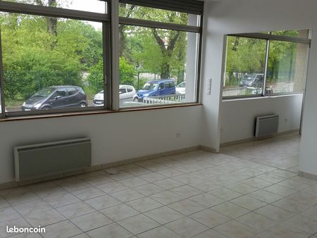 3 pièces au calme devant parc   40 rue d'altkirch 67100 strasbourg