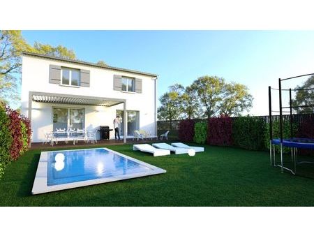 maison 4 pièces 85 m²