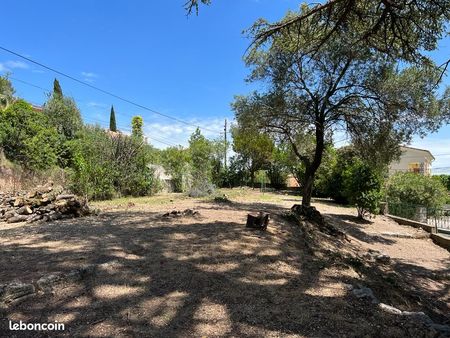 terrain de 339 m2 à calvisson