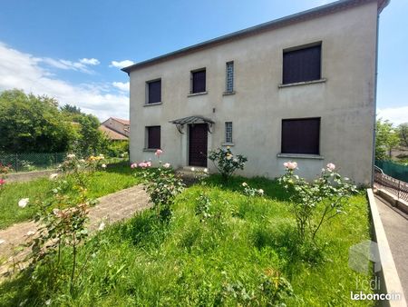 immeuble 9 pièces 247 m²