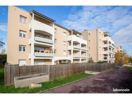 appartement 4 pièces 84 m²