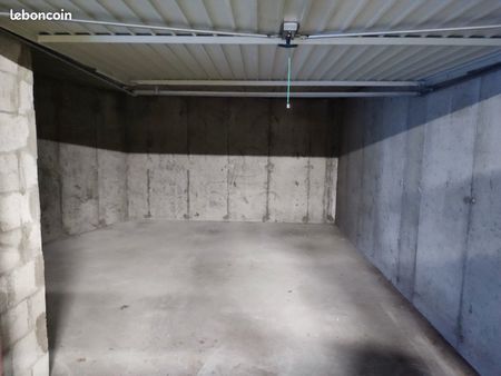 location garage saint jean bonnefonds