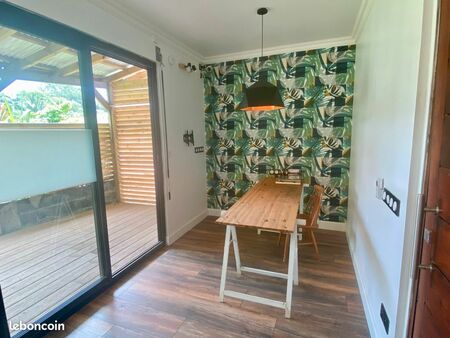 bureau 13m2 + terrasse - a louer - baie-mahault