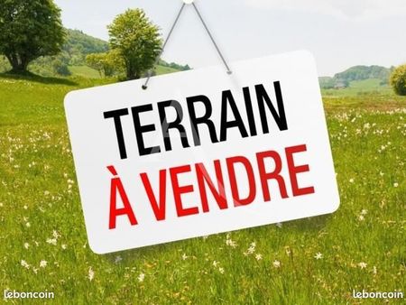 terrain 702 m2 vineuil