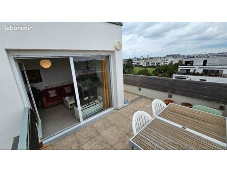 appartement t2 en sommet d'immeuble