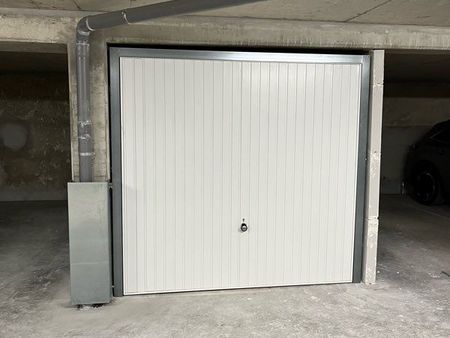 box de stockage 12 5m2