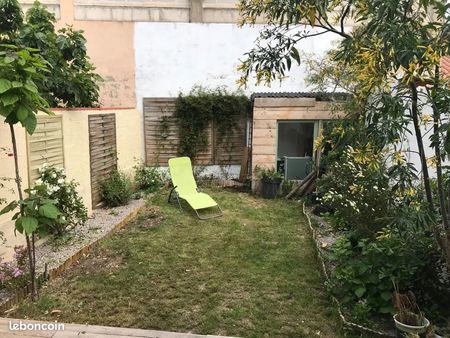 villa 3 pièces 80 m²