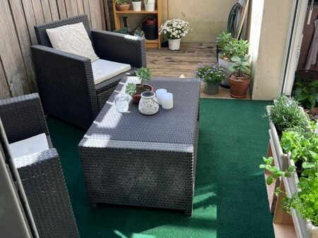 duplex terrasse parking cellier hyper centre