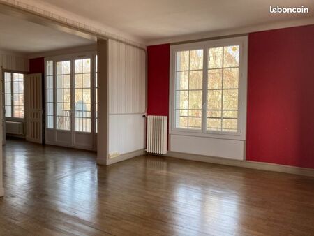 appartement 4 pièces 121 m²