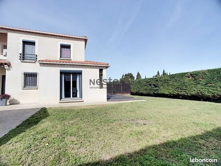 villa 5 pièces 92 m²