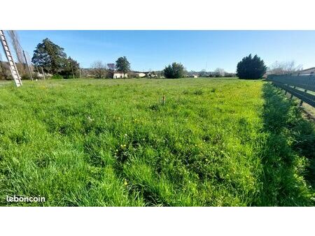 terrain 700 m² bergerac