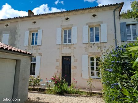 maison charentaise avec charme